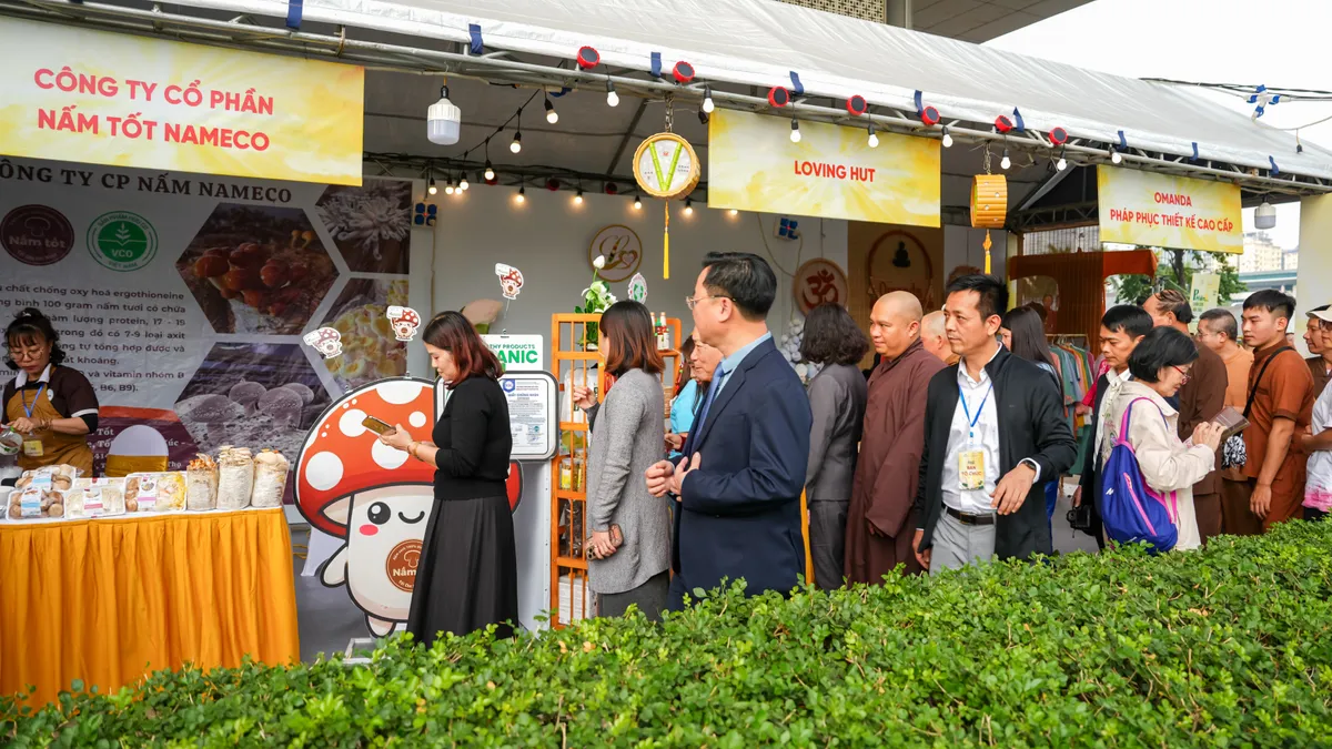 Kh&ocirc;ng gian Văn h&oacute;a Phật gi&aacute;o: Lan tỏa tinh thần "Văn minh - Tiết kiệm" giữa l&ograve;ng Thủ đ&ocirc; - Ảnh 4.