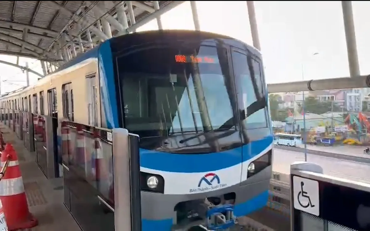 Metro số 1 phục vụ gần 19 triệu lượt hành khách trong năm đầu khai thác, đạt 114% kế hoạch.