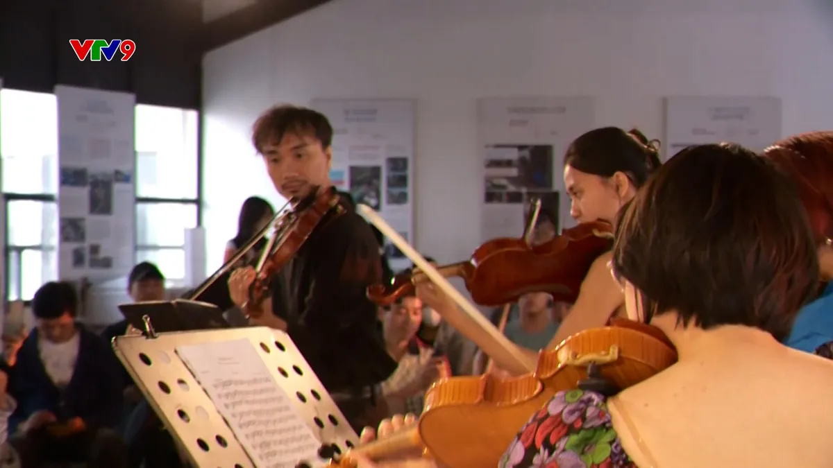 Sequence 20.00_40_02_05.Still058.jpg