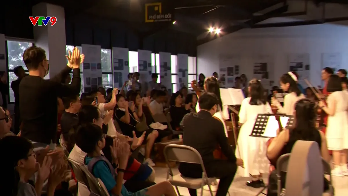 Sequence 20.00_40_12_17.Still059.jpg