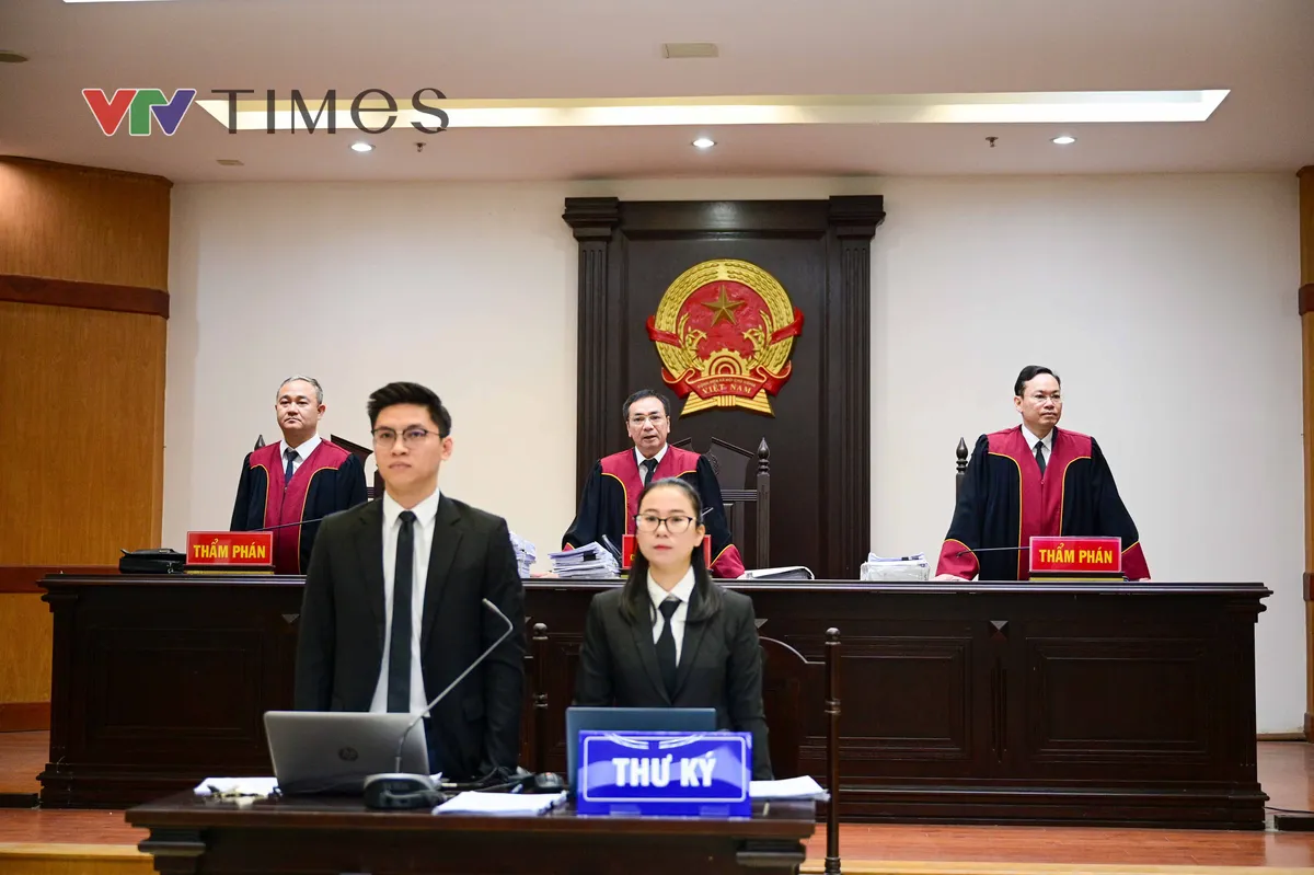 Cựu ph&oacute; chủ nhiệm văn ph&ograve;ng quốc hội Phạm Th&aacute;i H&agrave; - Ảnh 1.