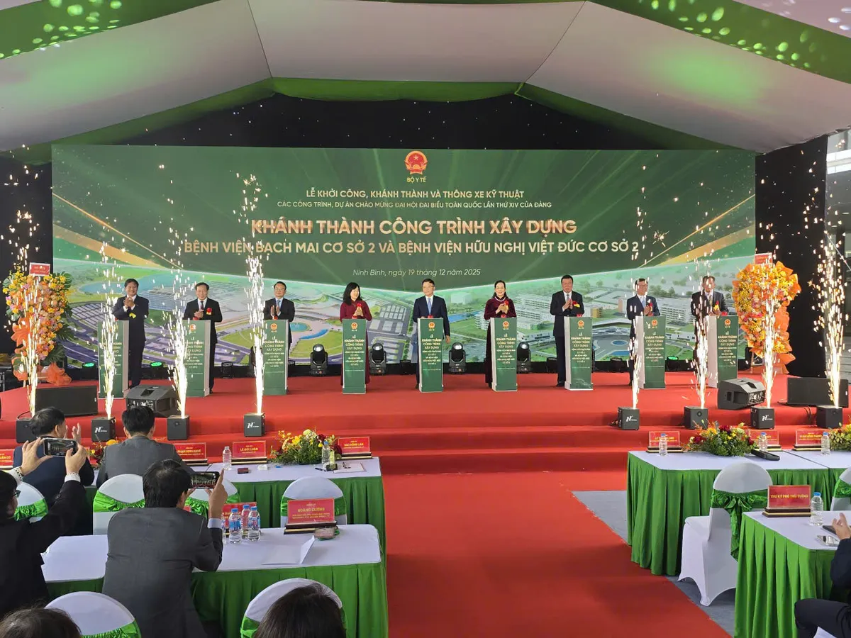 Kh&aacute;nh th&agrave;nh cơ sở 2 Bệnh viện Bạch Mai v&agrave; Bệnh viện Việt Đức - Ảnh 1.