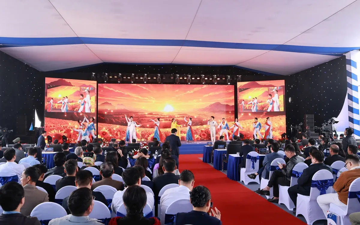 Toàn cảnh buổi lễ