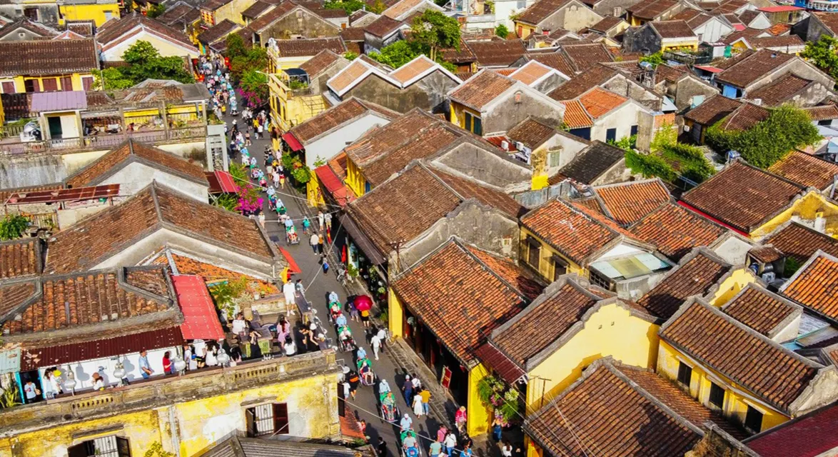 Giải m&atilde; "mật m&atilde;" thời gian qua hệ thống di sản tư liệu tại Hội An- Ảnh 2.