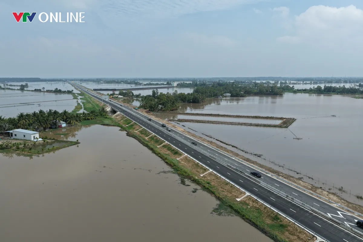Th&ocirc;ng xe kỹ thuật cao tốc Cần Thơ &ndash; C&agrave; Mau: Dấu mốc quan trọng cho hạ tầng v&agrave; ph&aacute;t triển v&ugrave;ng- Ảnh 2.