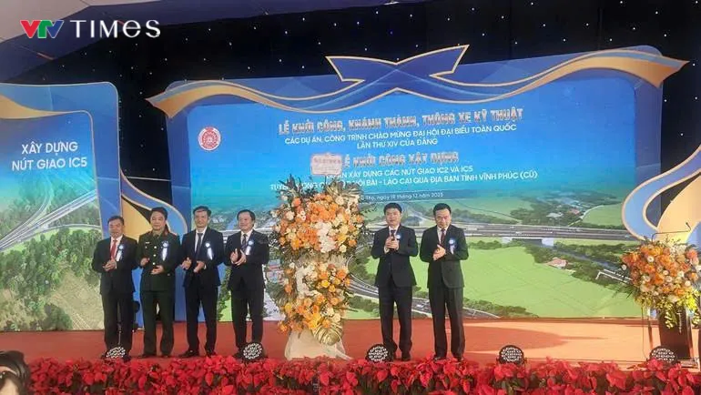 Khởi c&ocirc;ng Ga Ph&uacute; Thọ, kh&aacute;nh th&agrave;nh Nh&agrave; m&aacute;y Thủy điện H&ograve;a B&igrave;nh mở rộng - Ảnh 2.