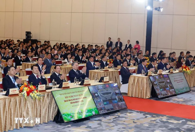 Tổng B&iacute; thư T&ocirc; L&acirc;m dự Hội nghị to&agrave;n quốc tổng kết c&ocirc;ng t&aacute;c Tuy&ecirc;n gi&aacute;o v&agrave; D&acirc;n vận- Ảnh 1.