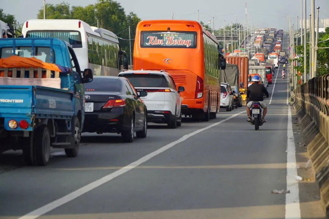 Khởi c&ocirc;ng dự &aacute;n giao th&ocirc;ng BOT lớn nhất từ trước đến nay nối TP Hồ Ch&iacute; Minh với miền T&acirc;y - Ảnh 1.