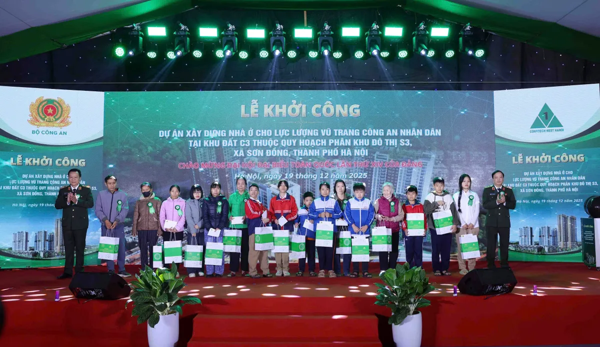 Bộ C&ocirc;ng an khởi c&ocirc;ng dự &aacute;n nh&agrave; ở cho lực lượng vũ trang tại H&agrave; Nội - Ảnh 4.