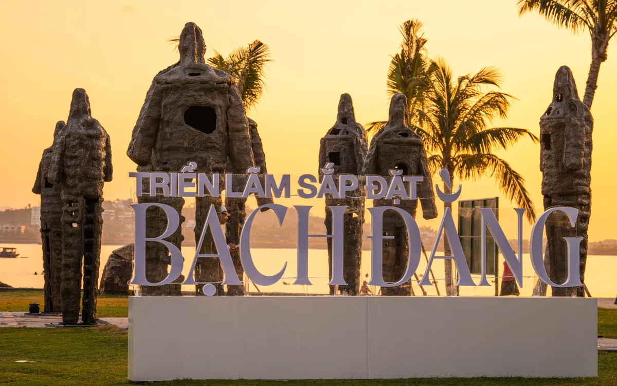 Triển l&atilde;m sắp đặt "Bạch Đằng": Khi lịch sử h&oacute;a th&acirc;n th&agrave;nh kh&ocirc;ng gian di sản- Ảnh 1.