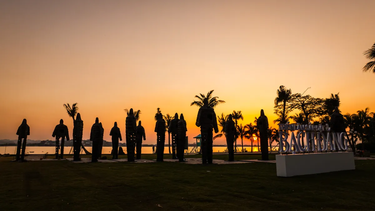 Triển l&atilde;m sắp đặt "Bạch Đằng": Khi lịch sử h&oacute;a th&acirc;n th&agrave;nh kh&ocirc;ng gian di sản- Ảnh 2.