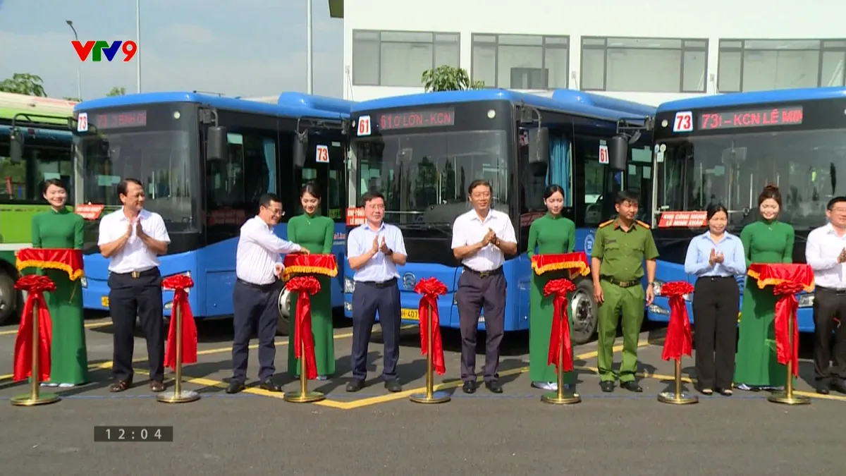 TP. Hồ Chí Minh: Thêm nhiều bến xe buýt, nâng chất lượng vận tải khách công cộng