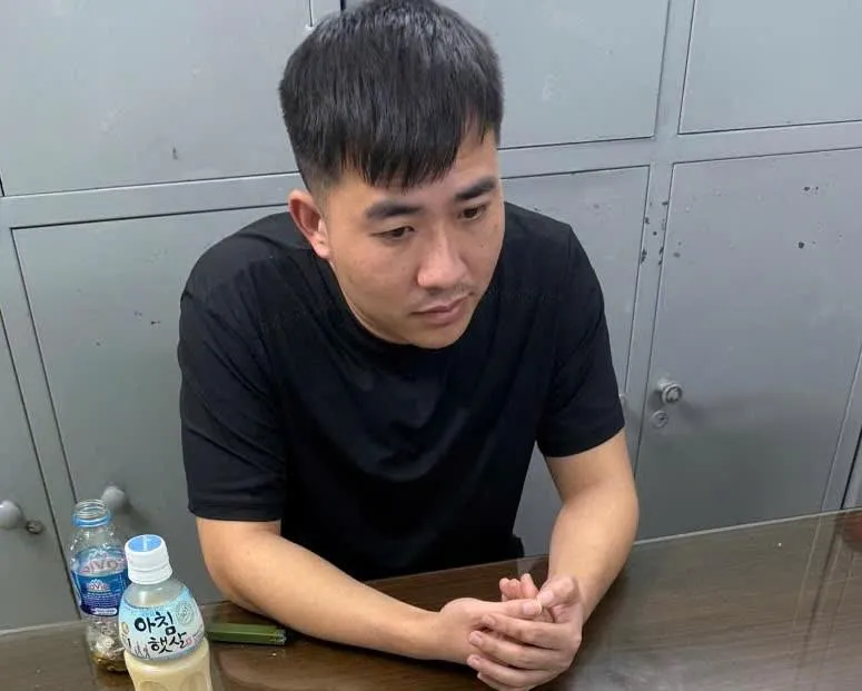 H&agrave; Nội: Truy n&atilde; nam thanh ni&ecirc;n lừa đảo chiếm đoạt t&agrave;i sản   - Ảnh 2.