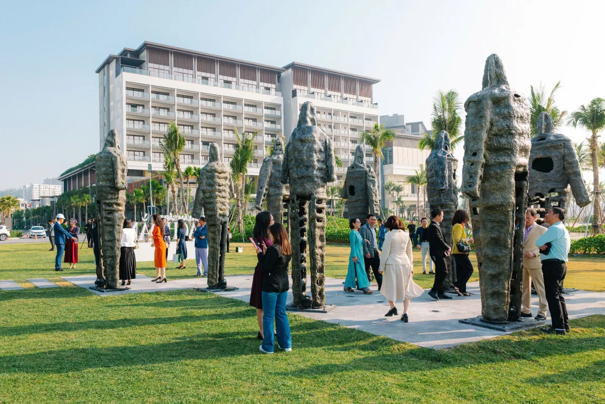 Triển l&atilde;m sắp đặt "Bạch Đằng": Khi lịch sử h&oacute;a th&acirc;n th&agrave;nh kh&ocirc;ng gian di sản- Ảnh 4.