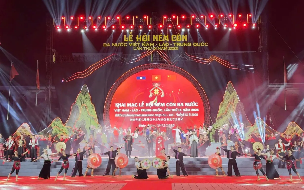 Lễ hội Ném còn ba nước Việt Nam – Lào – Trung Quốc lần thứ IX, năm 2025 được kỳ vọng tiếp tục là điểm nhấn văn hóa – đối ngoại, góp phần thúc đẩy hợp tác kinh tế, du lịch giữa 3 nước. (ảnh: Duy Doanh)