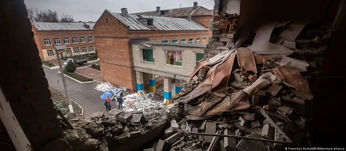 Ukraine c&aacute;o buộc Nga vượt bi&ecirc;n giới tiến v&agrave;o tỉnh Sumy - Ảnh 1.