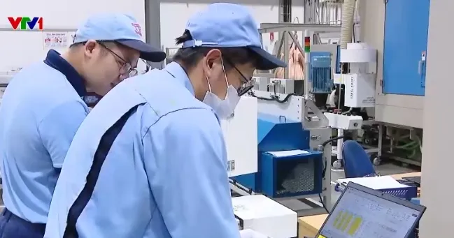 Lao động trở về: Nguồn lực quý cần được khai thác - Ảnh 1.