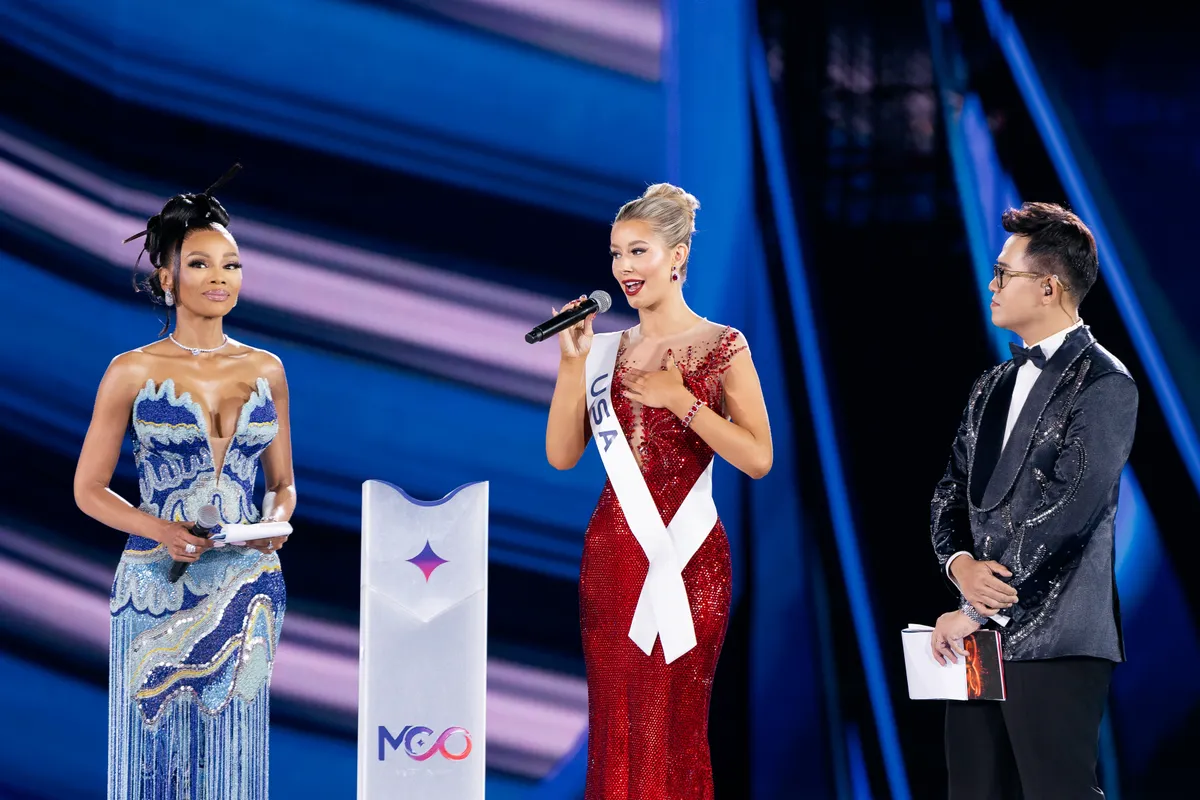 Người đẹp Mỹ đăng quang Miss Cosmo 2025 - Ảnh 2.