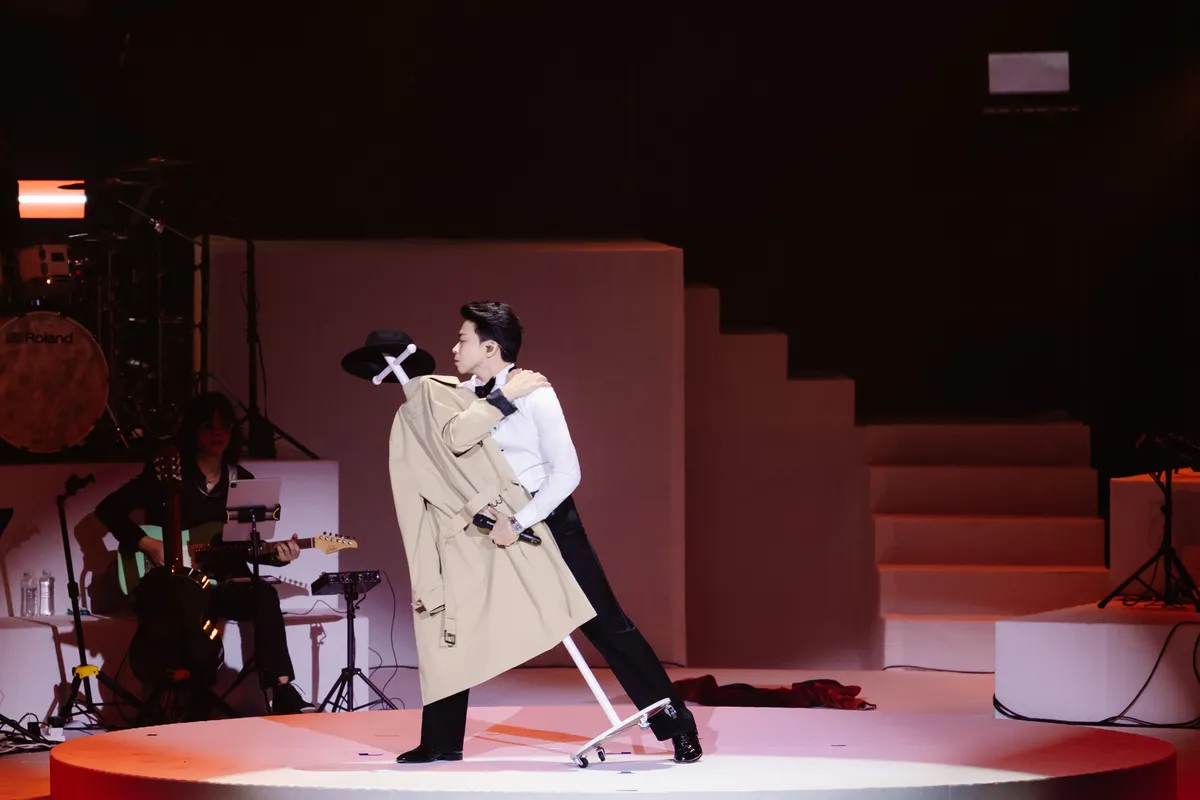 L&acirc;n Nh&atilde; mời NSND Tấn Minh, Hương Tr&agrave;m c&ugrave;ng h&aacute;t t&igrave;nh ca trong "Nh&atilde; Concert" - Ảnh 3.