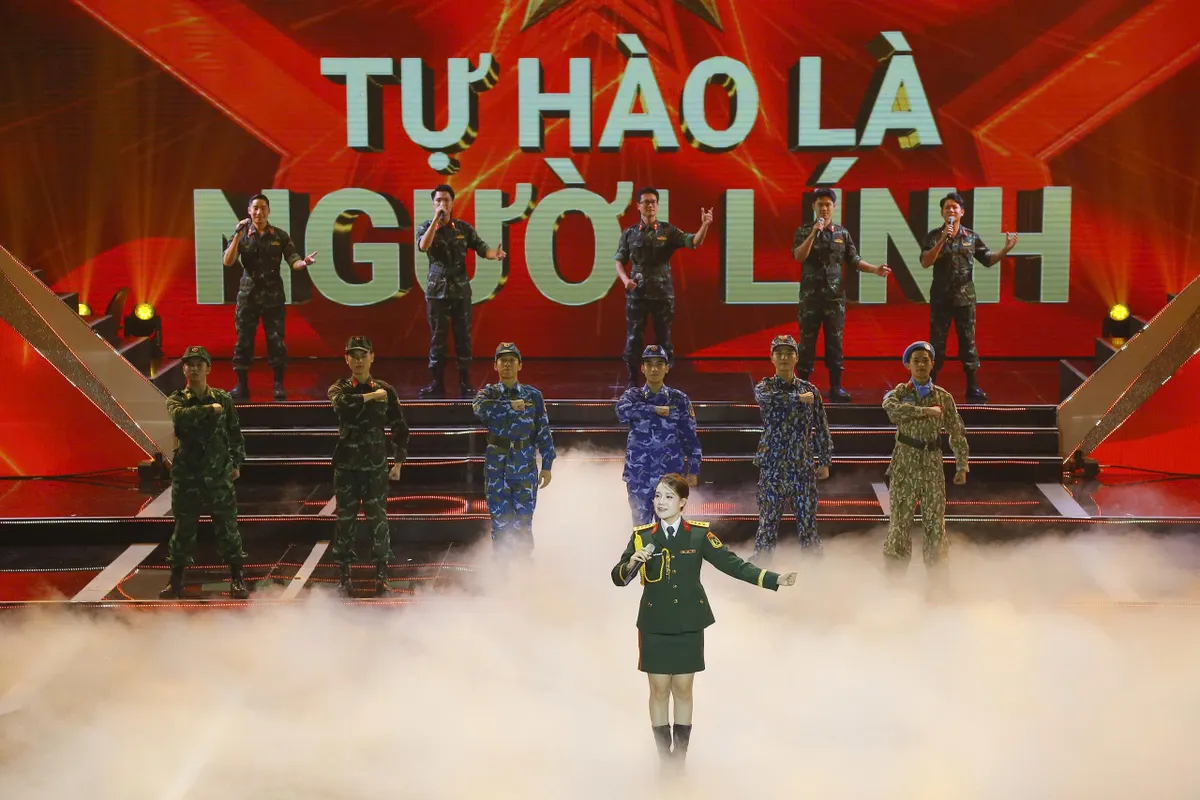 Chương tr&igrave;nh kỷ niệm 81 năm Ng&agrave;y th&agrave;nh lập Qu&acirc;n đội Nh&acirc;n d&acirc;n Việt Nam - Mệnh lệnh từ tr&aacute;i tim: Tự h&agrave;o v&agrave; x&uacute;c động! - Ảnh 6.