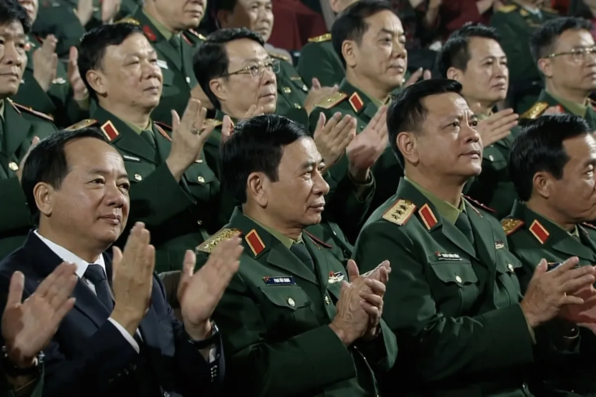 ChatGPT Image 20_31_37 22 thg 12, 2025.jpg