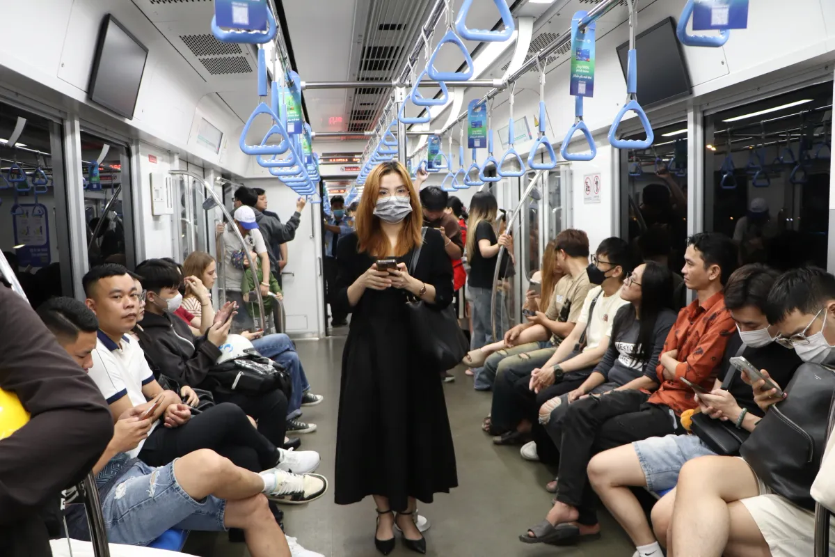 Metro Bến Th&agrave;nh - Suối Ti&ecirc;n phục vụ hơn 19 triệu lượt kh&aacute;ch sau 1 năm vận h&agrave;nh - Ảnh 1.