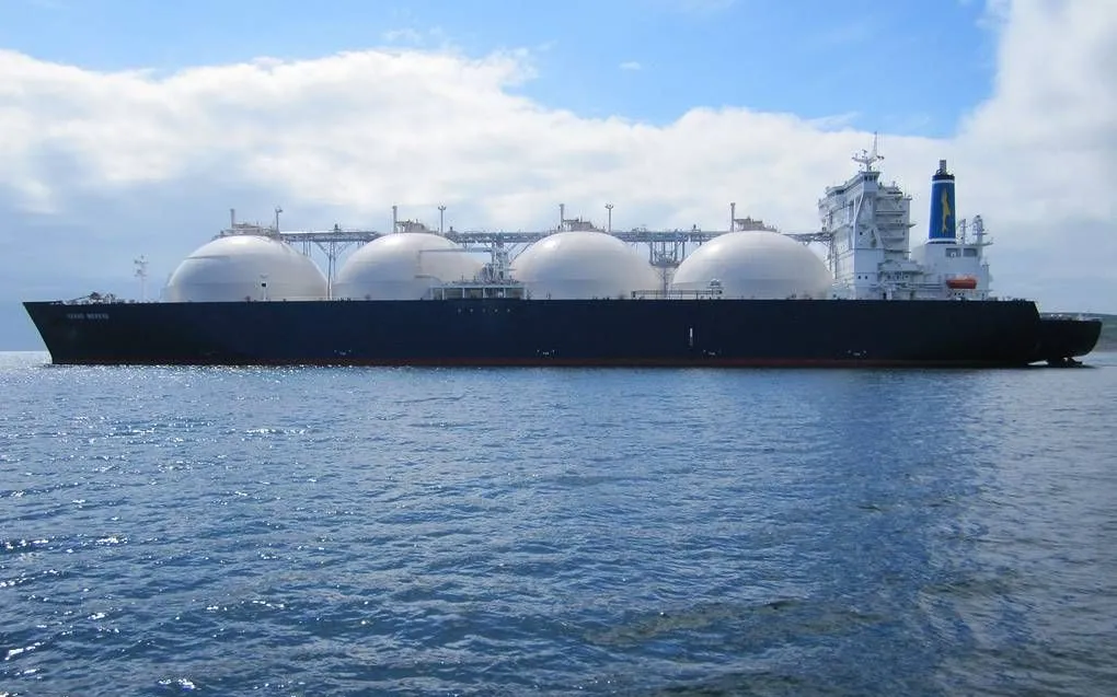 Một tàu chở khí tự nhiên hóa lỏng (LNG). Ảnh: TASS