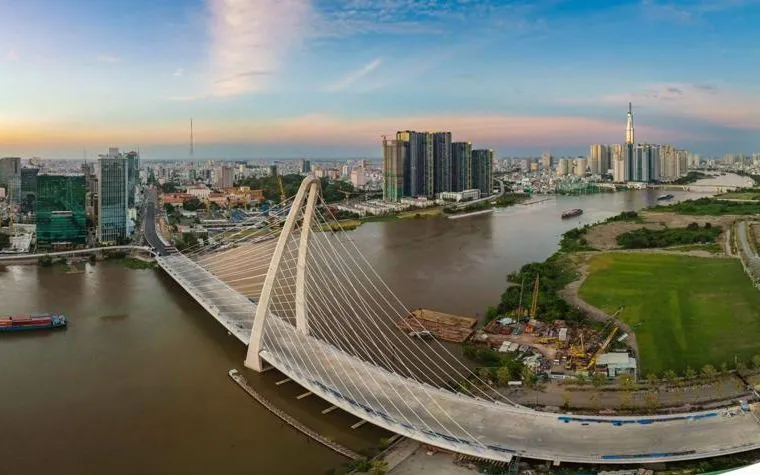 TP. Đà Nẵng đón nhận cơ hội rất lớn, khi đồng thời được định hướng phát triển Khu thương mại tự do (FTZ) và Trung tâm Tài chính (IFC) 