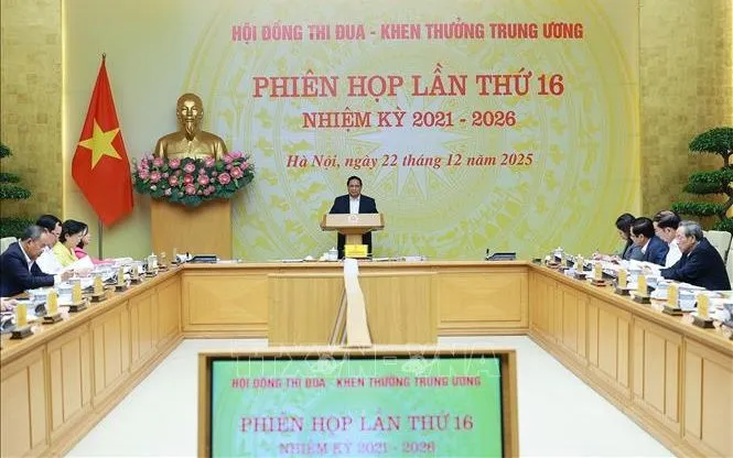 Thủ tướng Phạm Minh Chính chủ trì Phiên họp lần thứ 16 của Hội đồng Thi đua - Khen thưởng Trung ương. Ảnh: Dương Giang/TTXVN