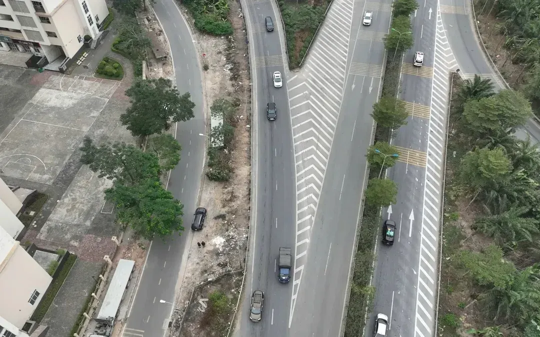 Mở đường nhánh kết nối từ ngõ 15 Ngọc Hồi ra cao tốc Pháp Vân - Cầu Giẽ sẽ giảm ùn tắc giao thông cho nút giao Vành đai 3 - Giải Phóng. Ảnh: BNN&MT