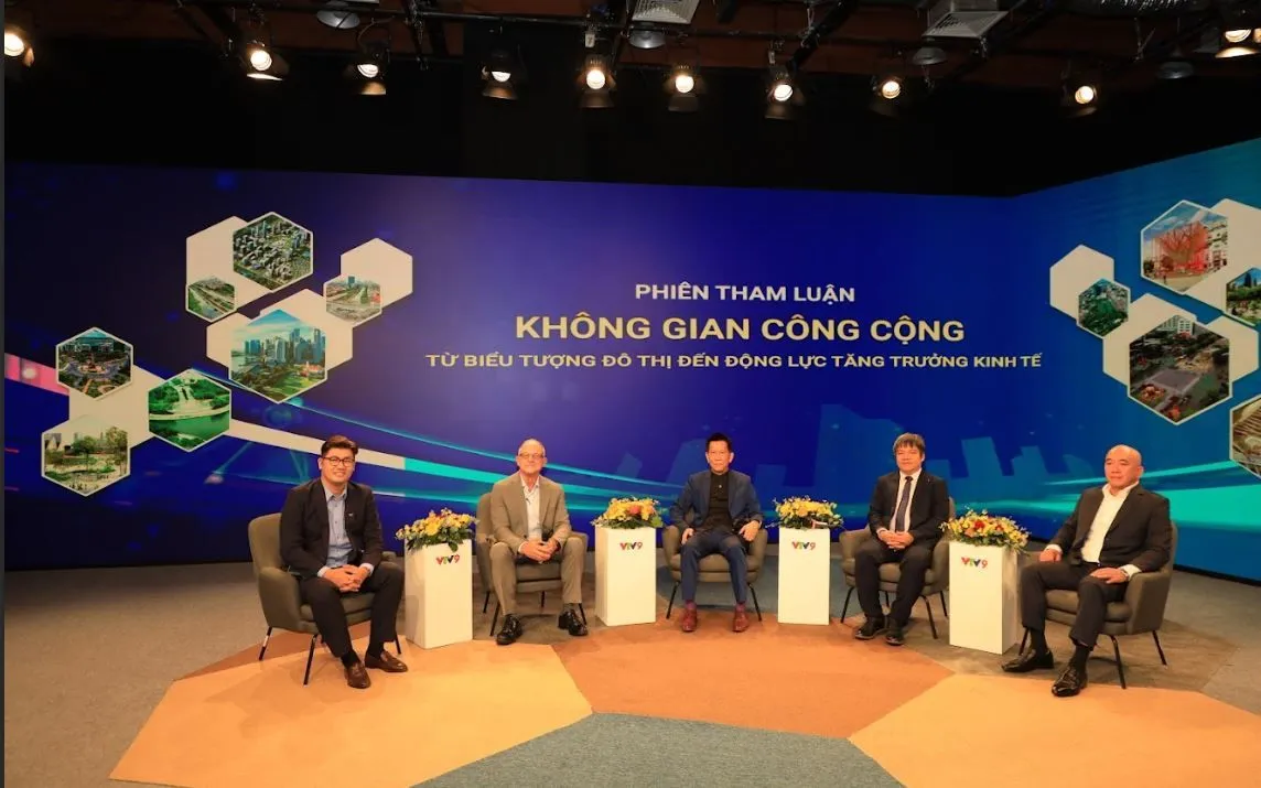 Các chuyên gia tại buổi tọa đàm "Không gian công cộng - Từ biểu tượng đô thị đến động lực tăng trưởng kinh tế" do Trung tâm Truyền hình Việt Nam tại TP Hồ Chí Minh (VTV9) tổ chức. 