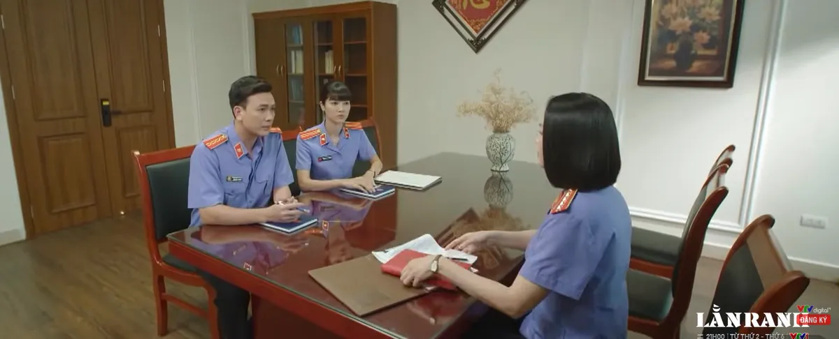 Lằn ranh - Tập 38: Cán bộ Viện Kiểm sát bị điều tra vì chạy án - Ảnh 1.