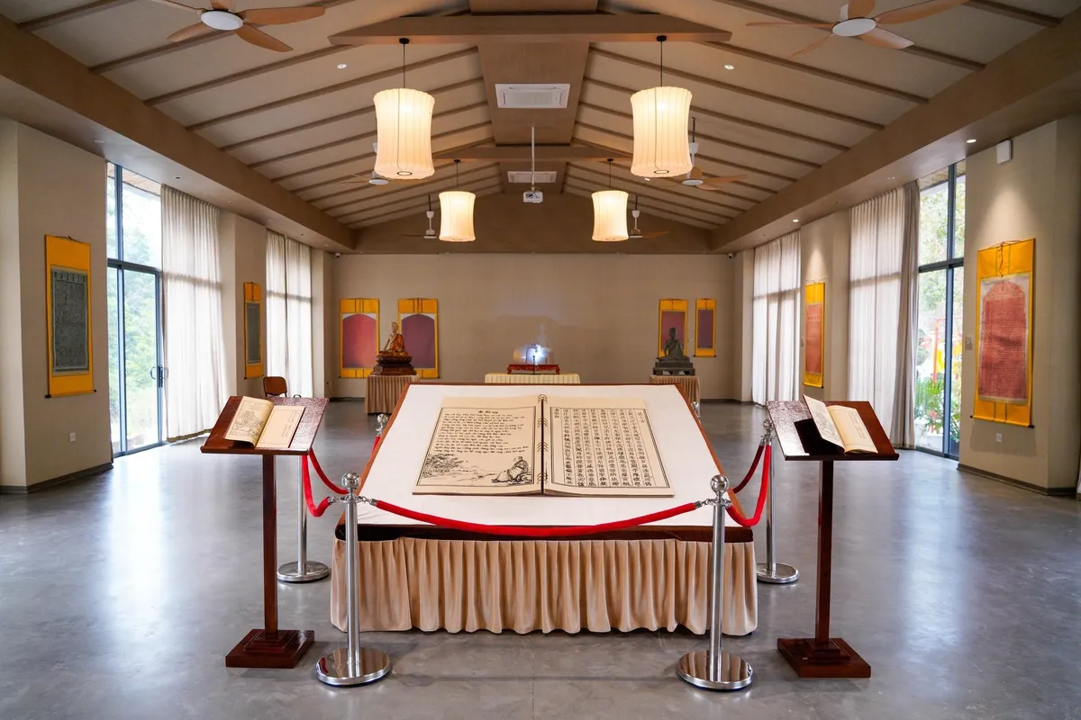 Khai mạc tuần lễ Di sản Văn h&oacute;a Ngọa V&acirc;n 2025 - Ảnh 3.