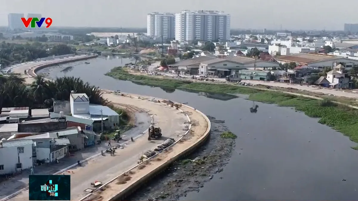 Kênh Tham Lương Bến Cát trước sức ép về đích