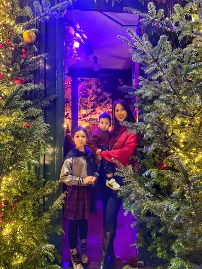 Sao Việt h&aacute;o hức đ&oacute;n Gi&aacute;ng sinh - Ảnh 4.