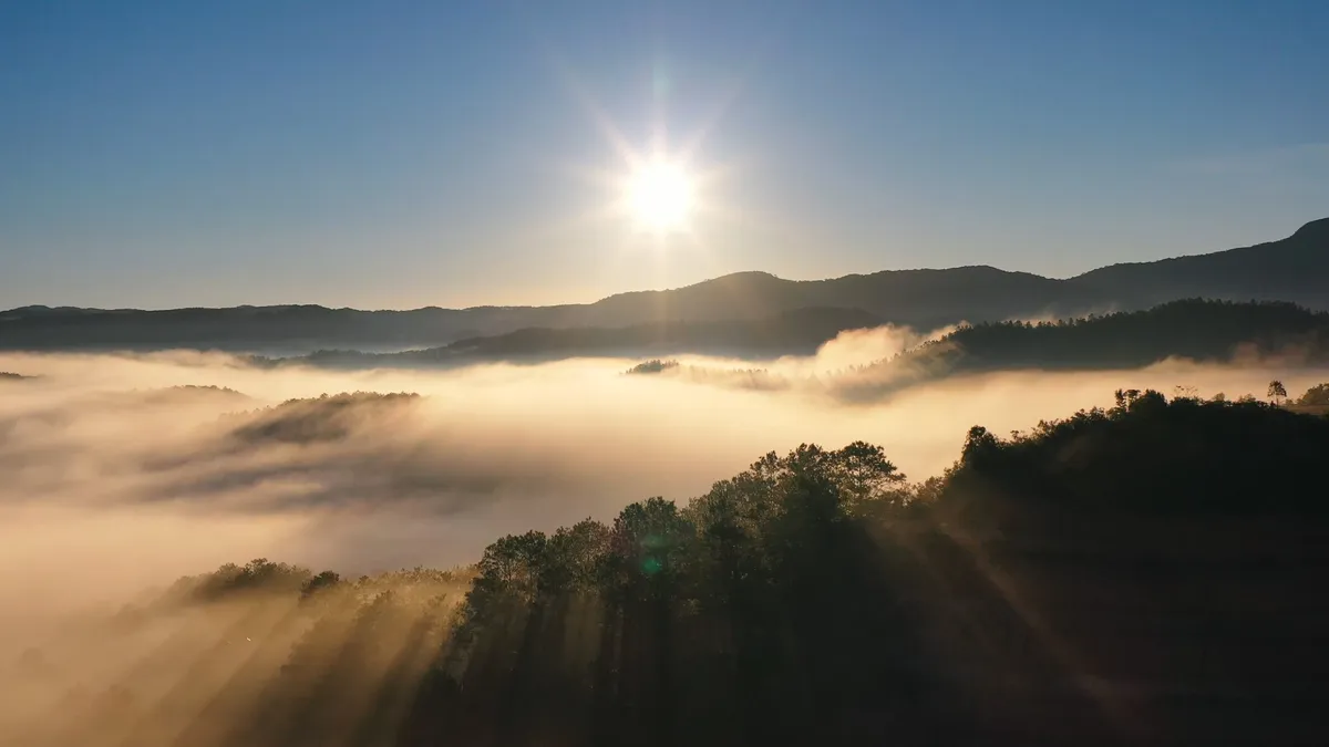 Quảng Ng&atilde;i mở trục ph&aacute;t triển du lịch bền vững- Ảnh 5.