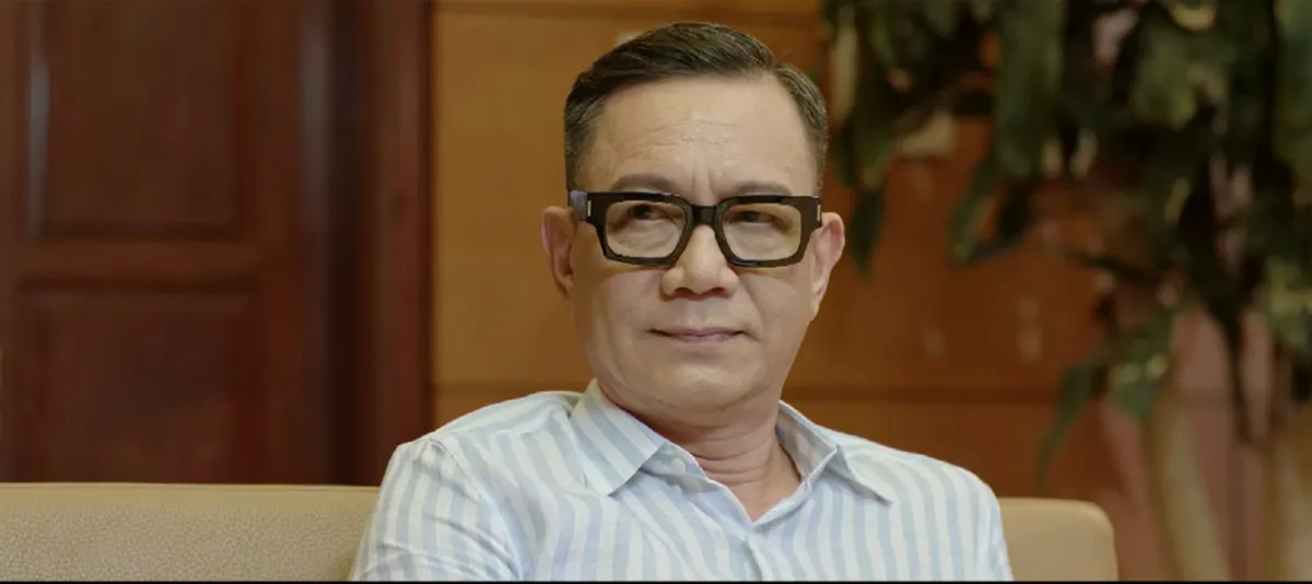 Lằn ranh - Tập 38: Nguyệt vừa khóc vừa bóc thùng tiền hối lộ - Ảnh 9.