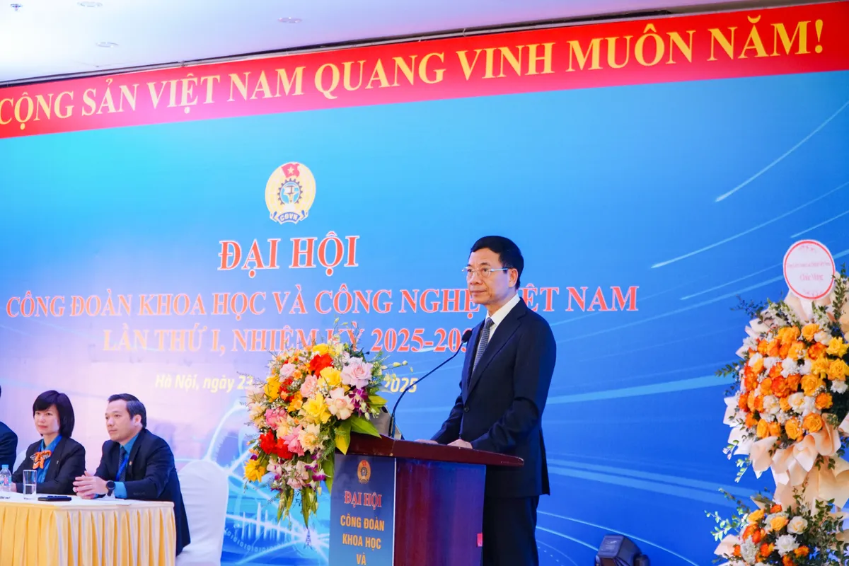 Chuyển đổi số phải l&agrave; hướng đi trọng t&acirc;m của C&ocirc;ng đo&agrave;n Khoa học v&agrave; C&ocirc;ng nghệ - Ảnh 5.