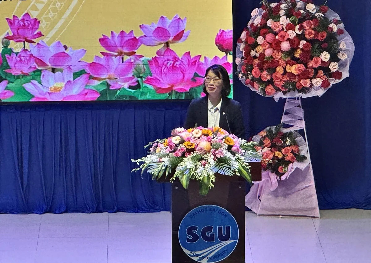 TP Hồ Ch&iacute; Minh đẩy mạnh chuyển đổi số phục vụ học tập suốt đời- Ảnh 2.