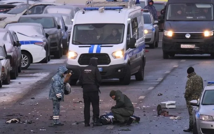 Hiện trường vụ đánh bom khiến 2 cảnh sát và một người thứ 3 thiệt mạng, ở Moscow, Nga, ngày 24/12/2025 (Ảnh: Sputnik)