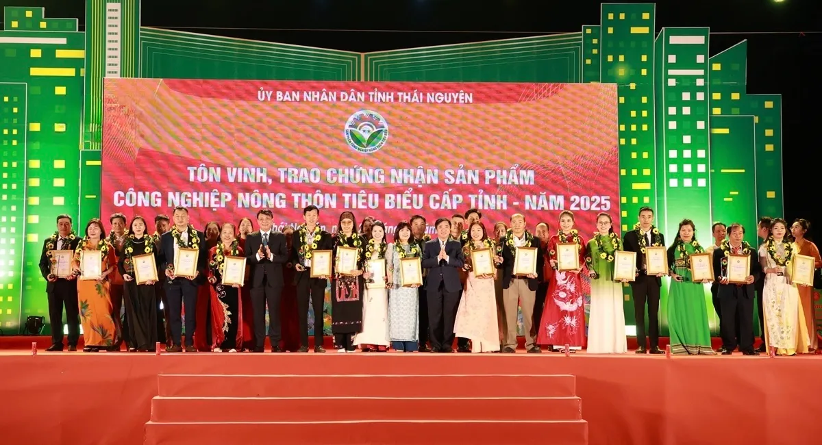 Khai mạc Festival n&ocirc;ng sản, OCOP v&agrave; l&agrave;ng nghề tỉnh Th&aacute;i Nguy&ecirc;n năm 2025 - Ảnh 2.