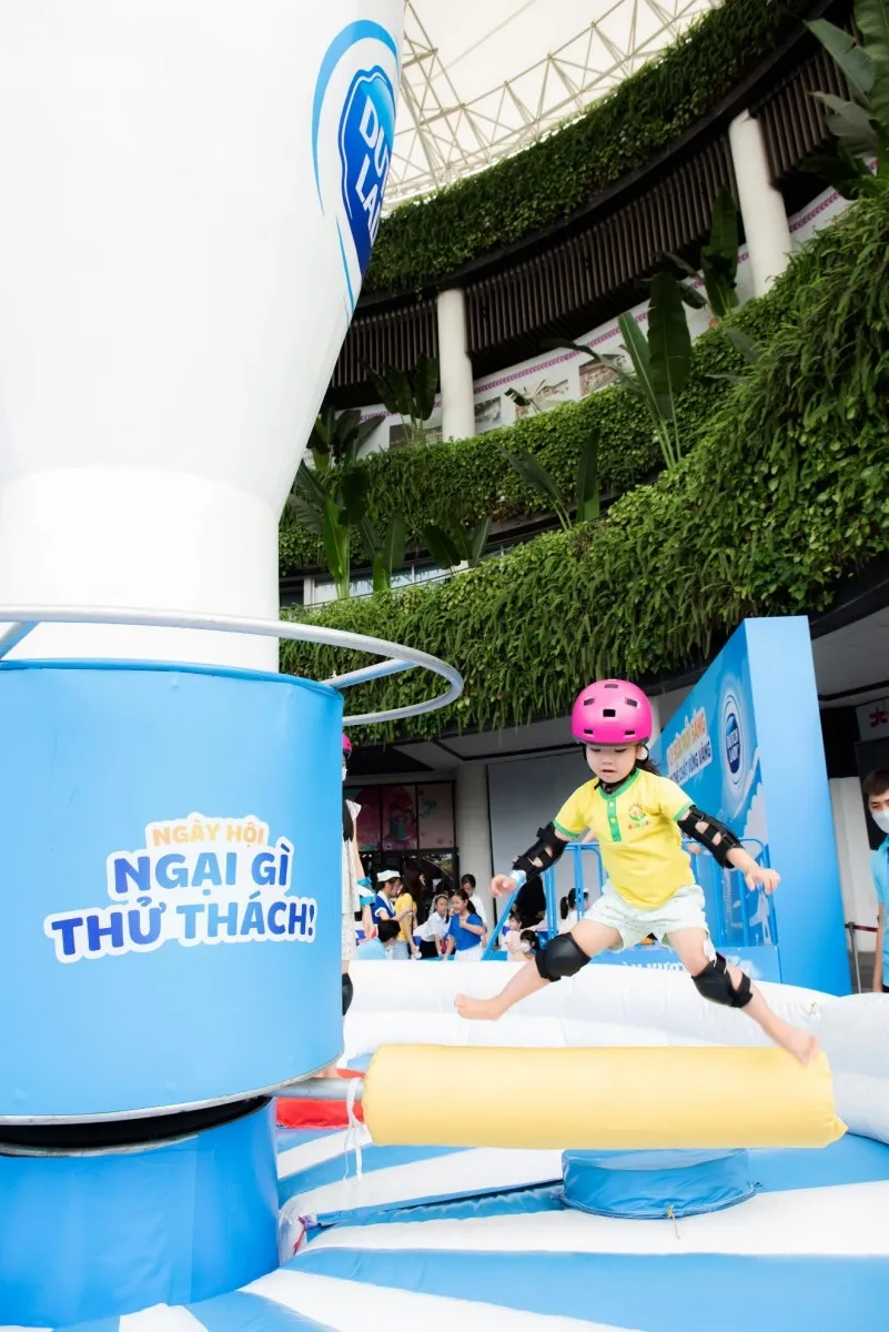 Thử th&aacute;ch Capcut "Khoảnh khắc lớn kh&ocirc;n của con trong mắt mẹ" đ&atilde; ch&iacute;nh thức kh&eacute;p lại- Ảnh 2.