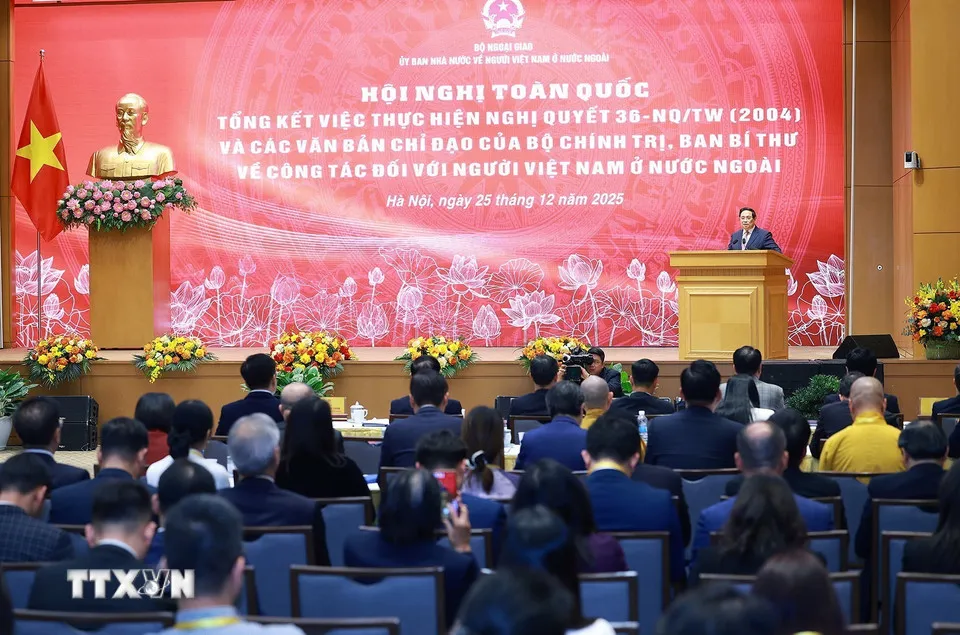 Thủ tướng: Người Việt Nam d&ugrave; ở trong hay ngo&agrave;i nước lu&ocirc;n tự tin, tự chủ, tự lực, tự cường - Ảnh 2.