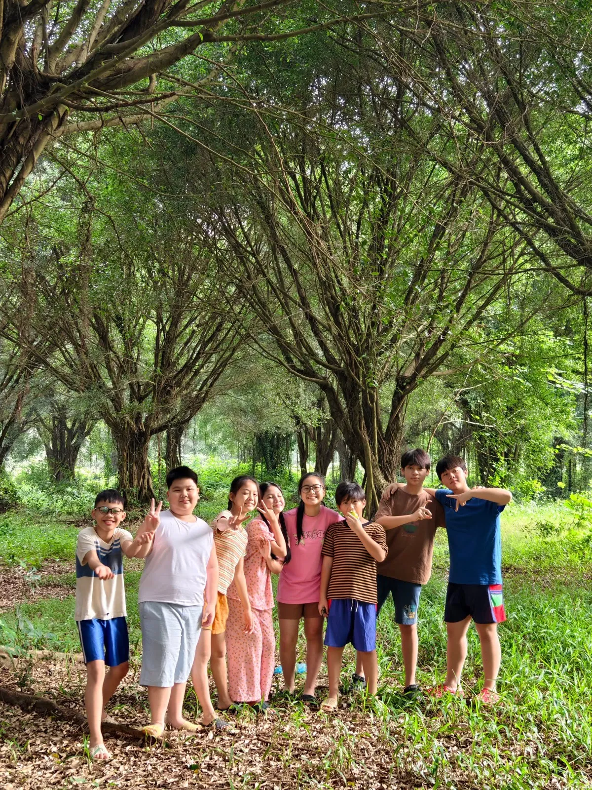 C&aacute;ch em 1 milimet: Nh&oacute;m bạn nghẹt thở chơi tr&ograve; 'v&ograve;ng quay định mệnh' ở l&agrave;ng M&acirc;y - Ảnh 31.