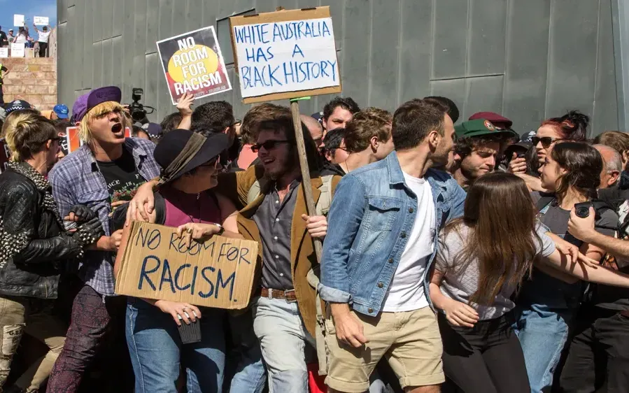 Một cuộc biểu tình chống bài Hồi giáo tại Australia (Ảnh: Snehargho Ghosh/Al Jazeera)