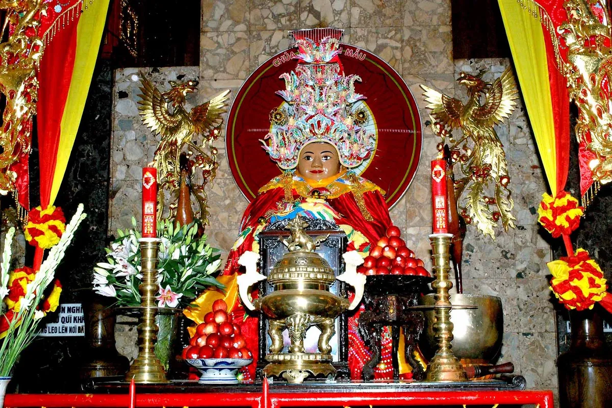 Tín ngưỡng vùng miền: Giữ gìn hồn cốt bản sắc trong dòng chảy văn hóa số hóa- Ảnh 1. Tín ngưỡng vùng miền: Giữ gìn hồn cốt bản sắc trong dòng chảy văn hóa số hóa- Ảnh 1.