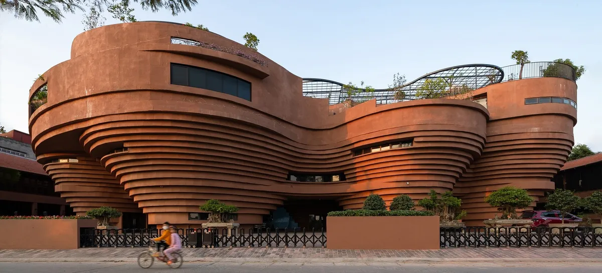 Bảo t&agrave;ng sống: Khi l&agrave;ng nghề truyền thống trở th&agrave;nh di sản du lịch trải nghiệm- Ảnh 1.