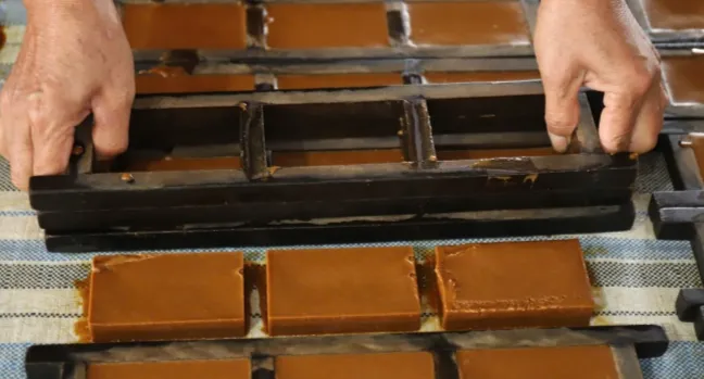 Vị ngọt truyền thống của đường ph&ecirc;n Nghĩa Hưng v&agrave;o m&ugrave;a vụ Tết- Ảnh 1.