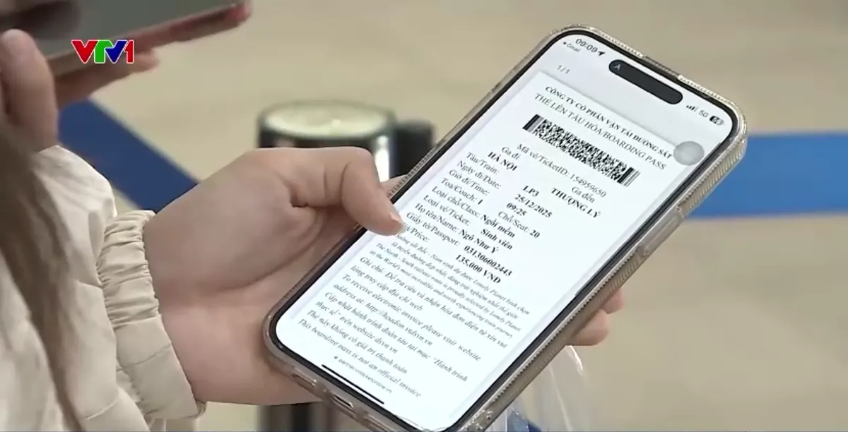 Linh hoạt tăng xe chở kh&aacute;ch đi lại dịp Tết Dương lịch - Ảnh 5.