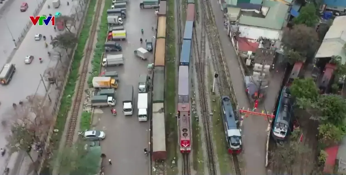 Linh hoạt tăng xe chở kh&aacute;ch đi lại dịp Tết Dương lịch - Ảnh 4.